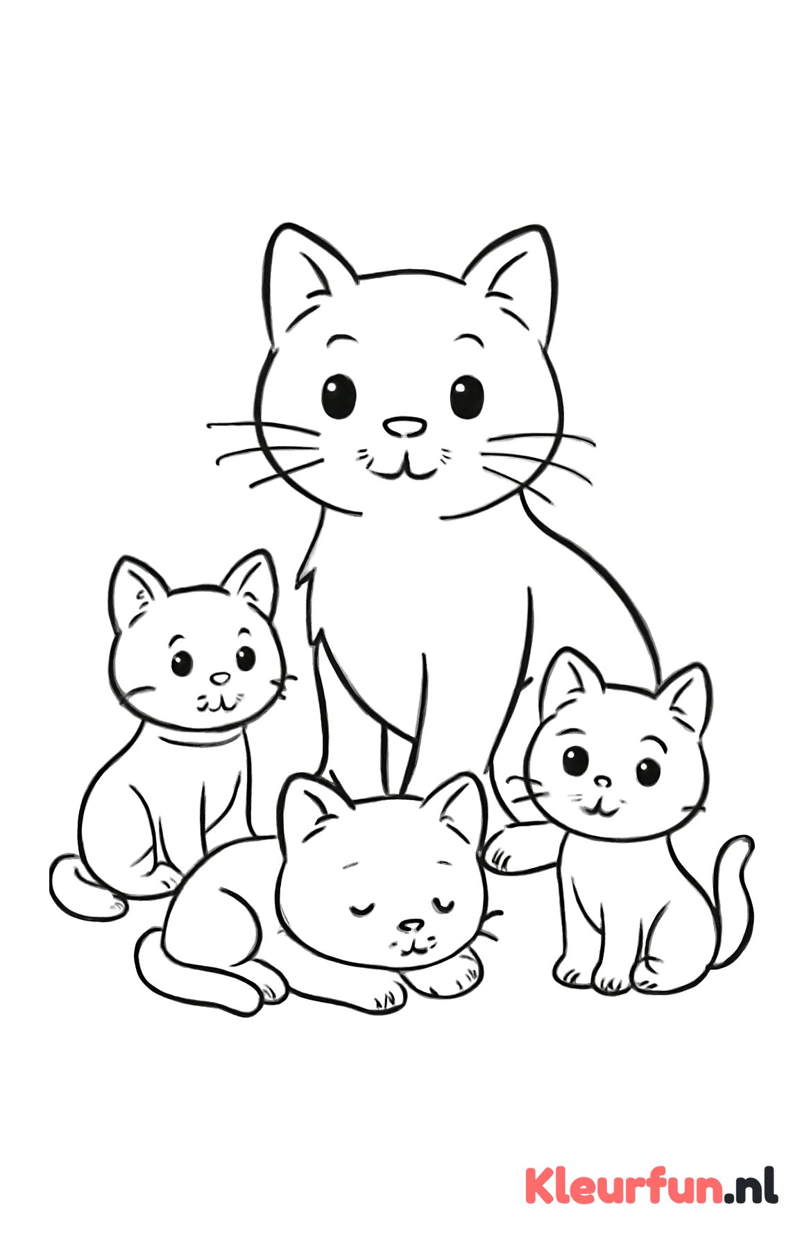 Kattenfamilie met moederkat en kittens