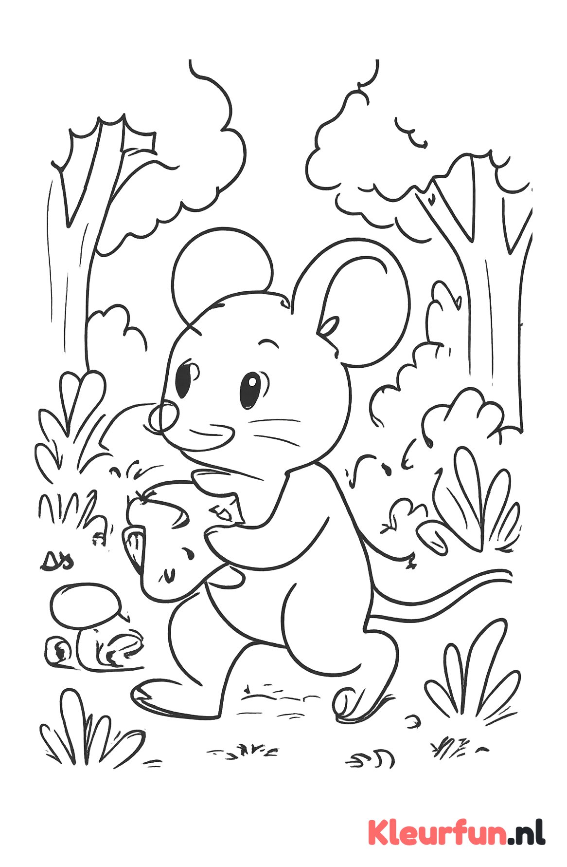 Muis met kaas in het bos