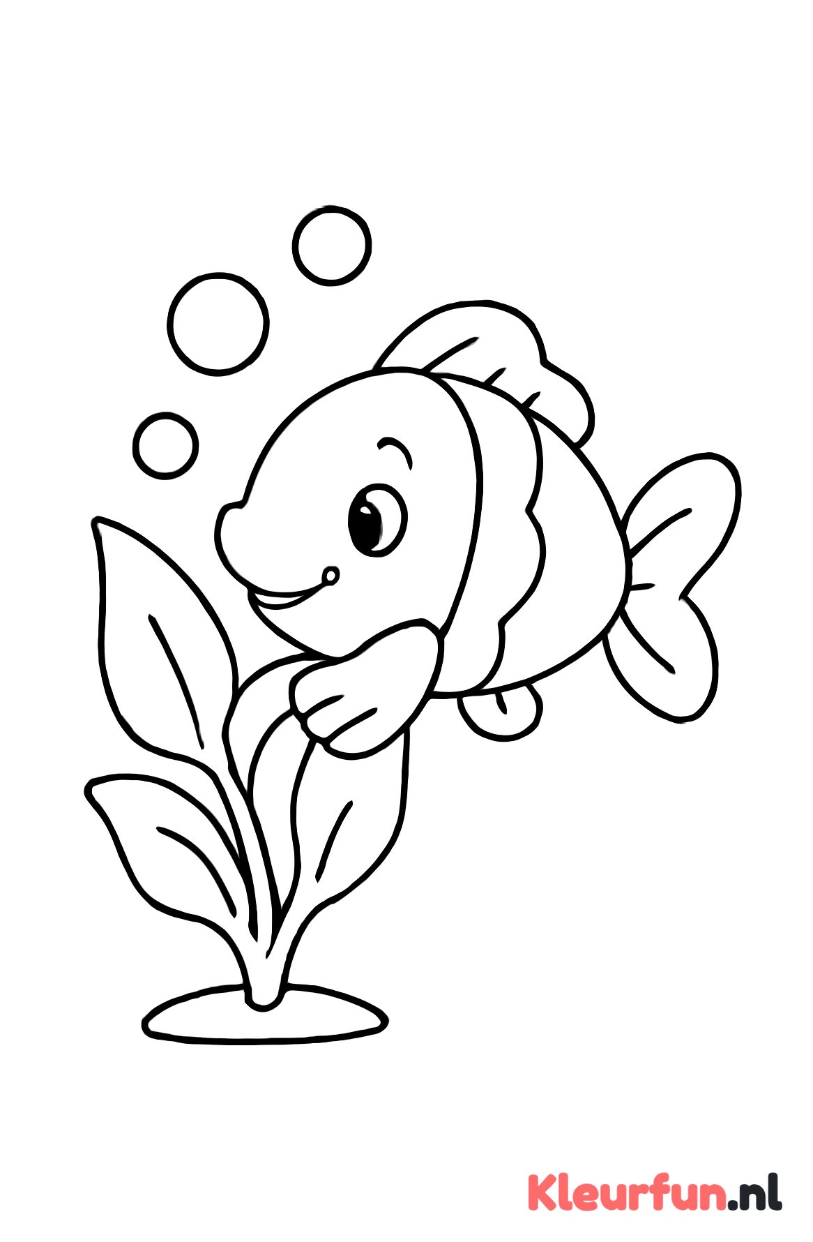 Vis speelt met waterplant