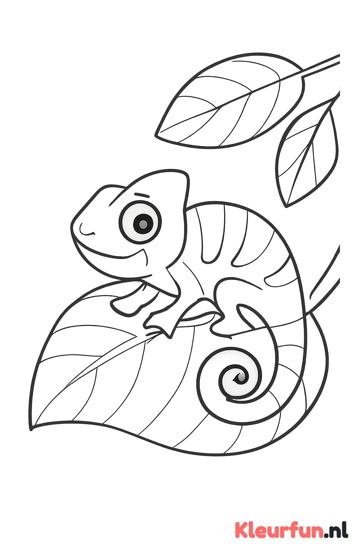 Vrolijke kameleon op blad