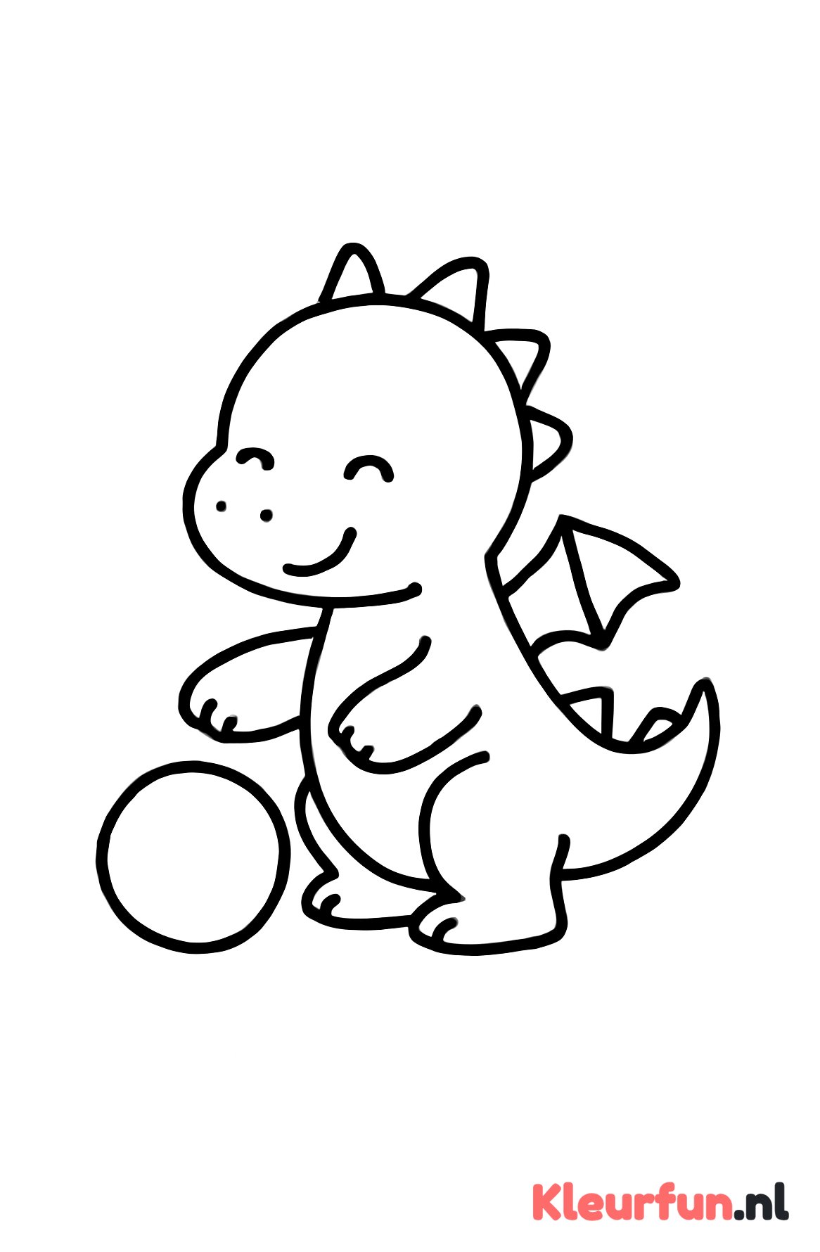 Kleine draak speelt met bal