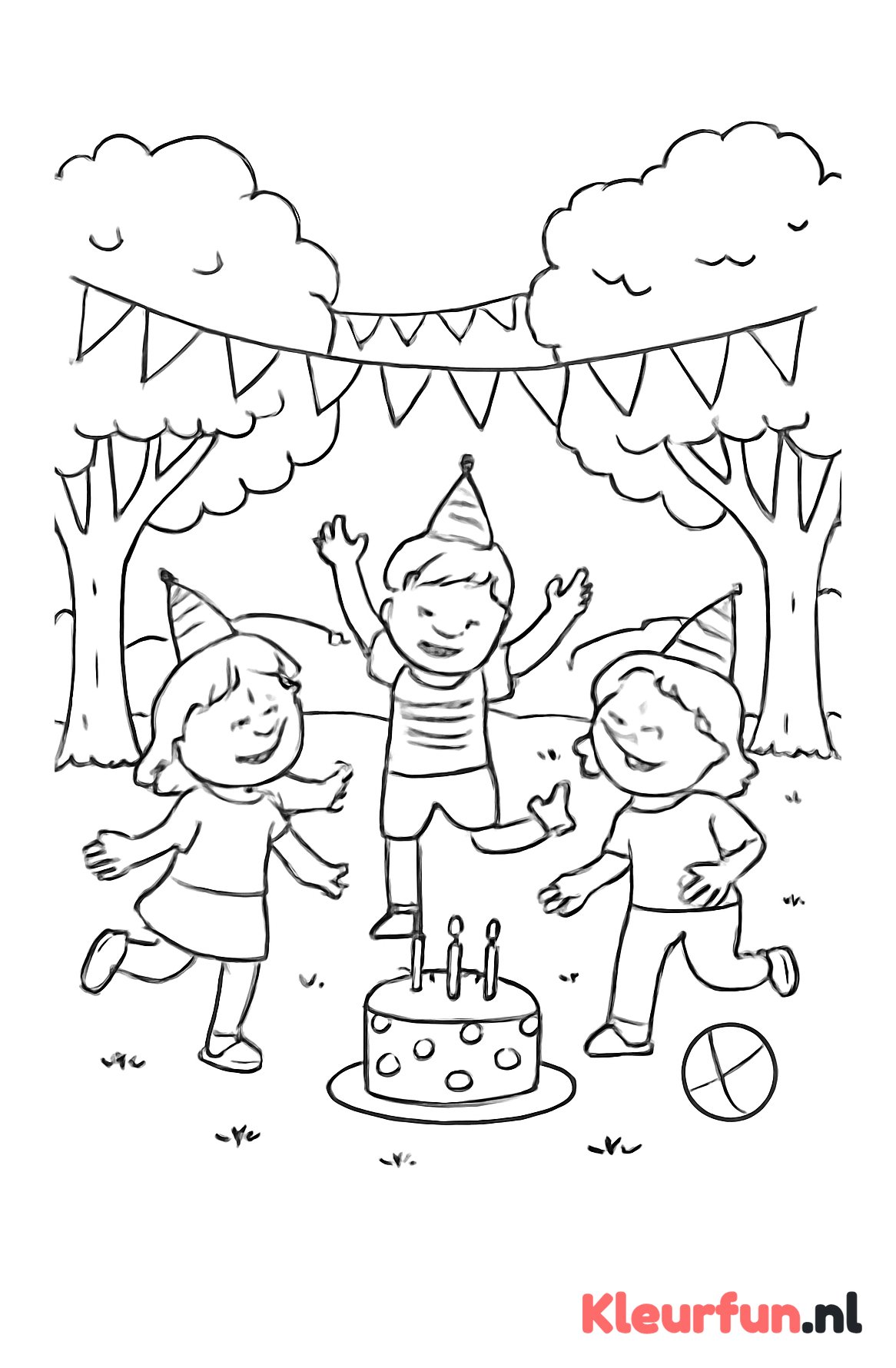Buitenfeest met slingers en kinderen