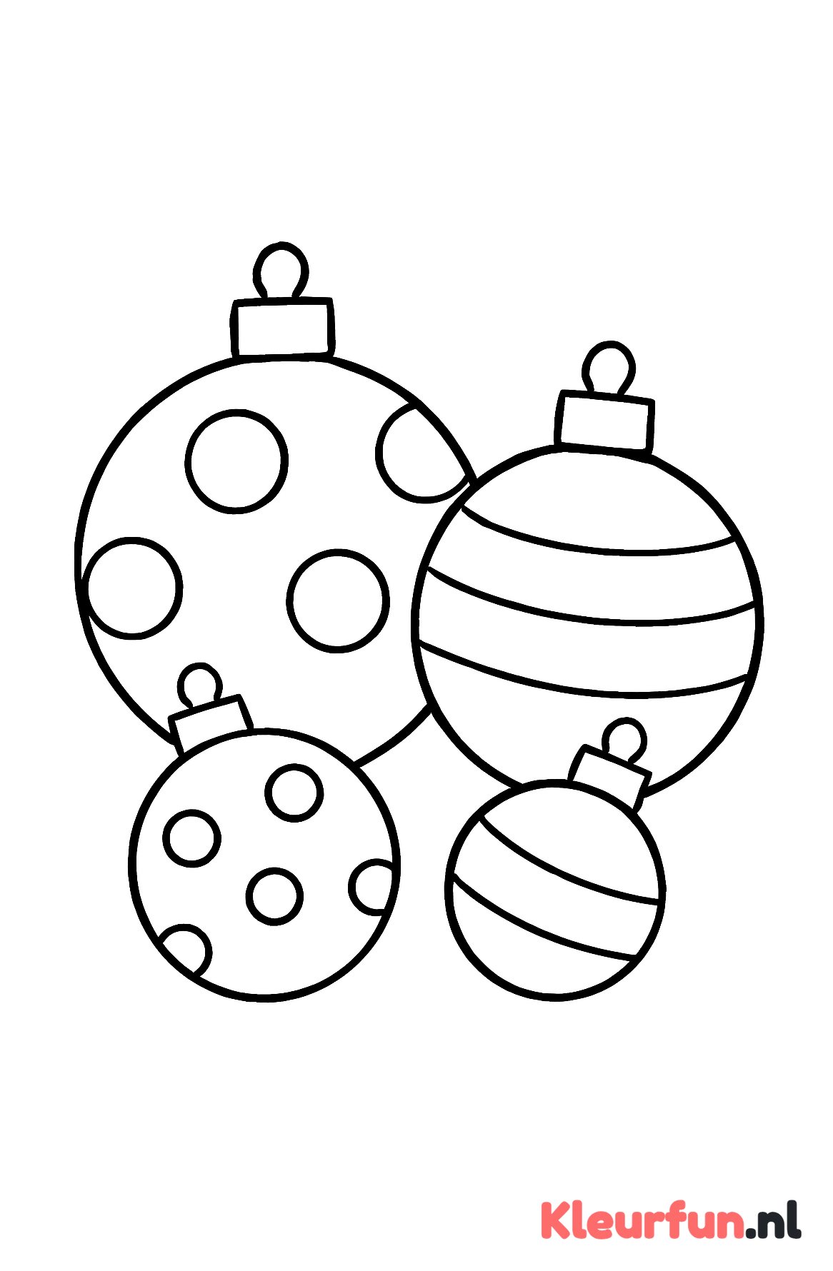 Groepje kerstballen met simpele details