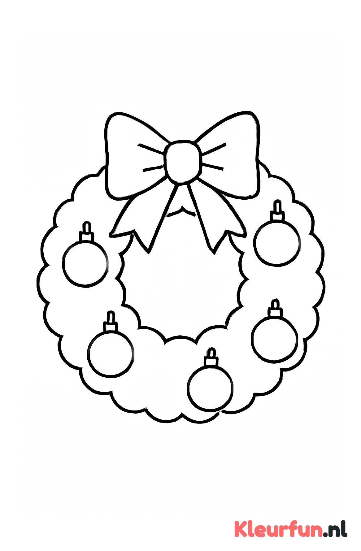 Kerstkrans met strik en kerstballen