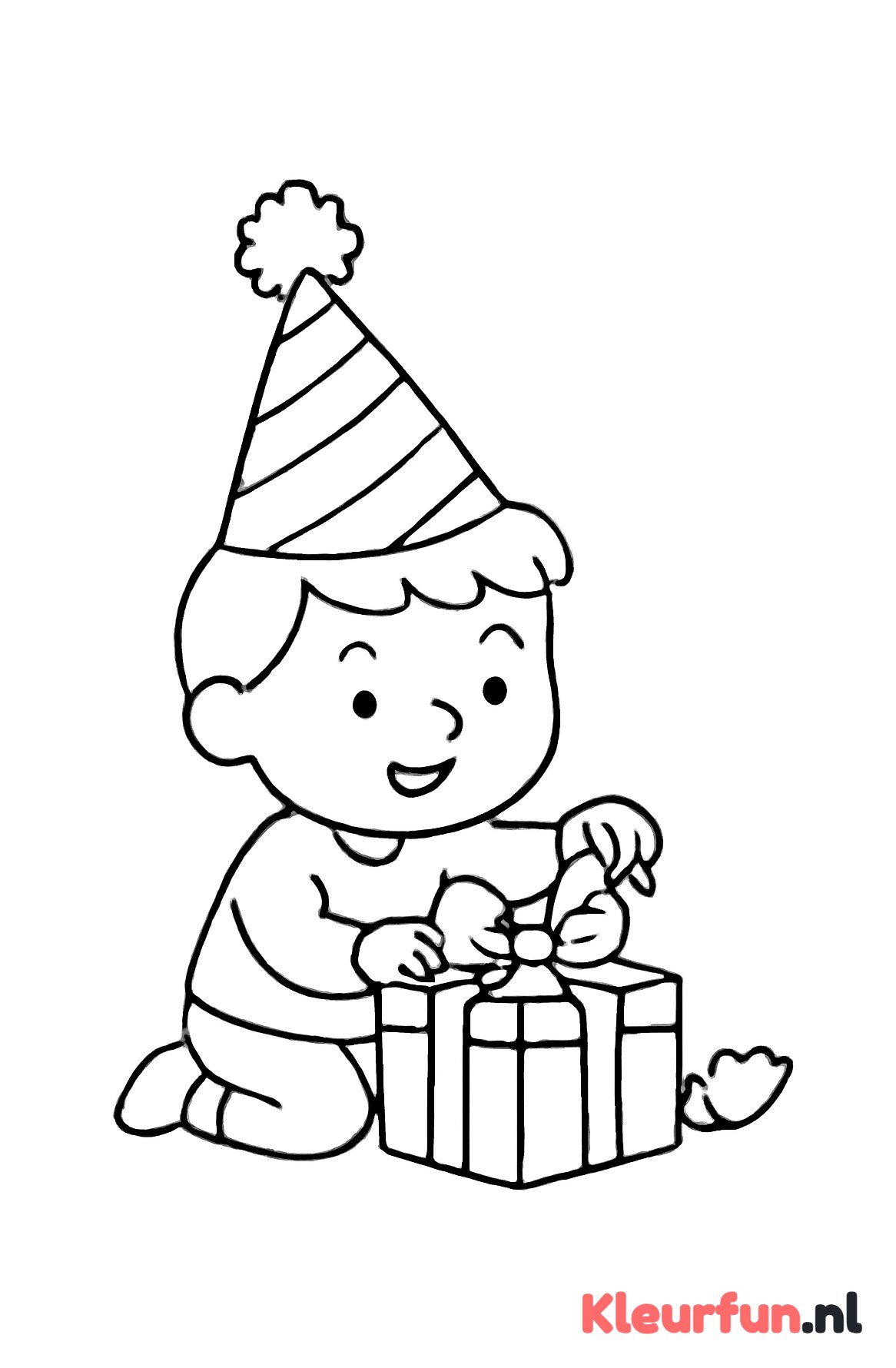 Kind pakt cadeautje uit