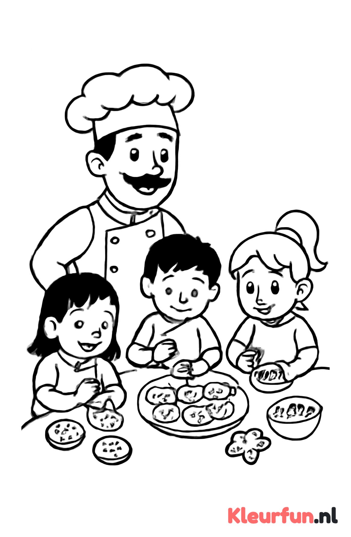 Bakker en kinderen versieren koekjes