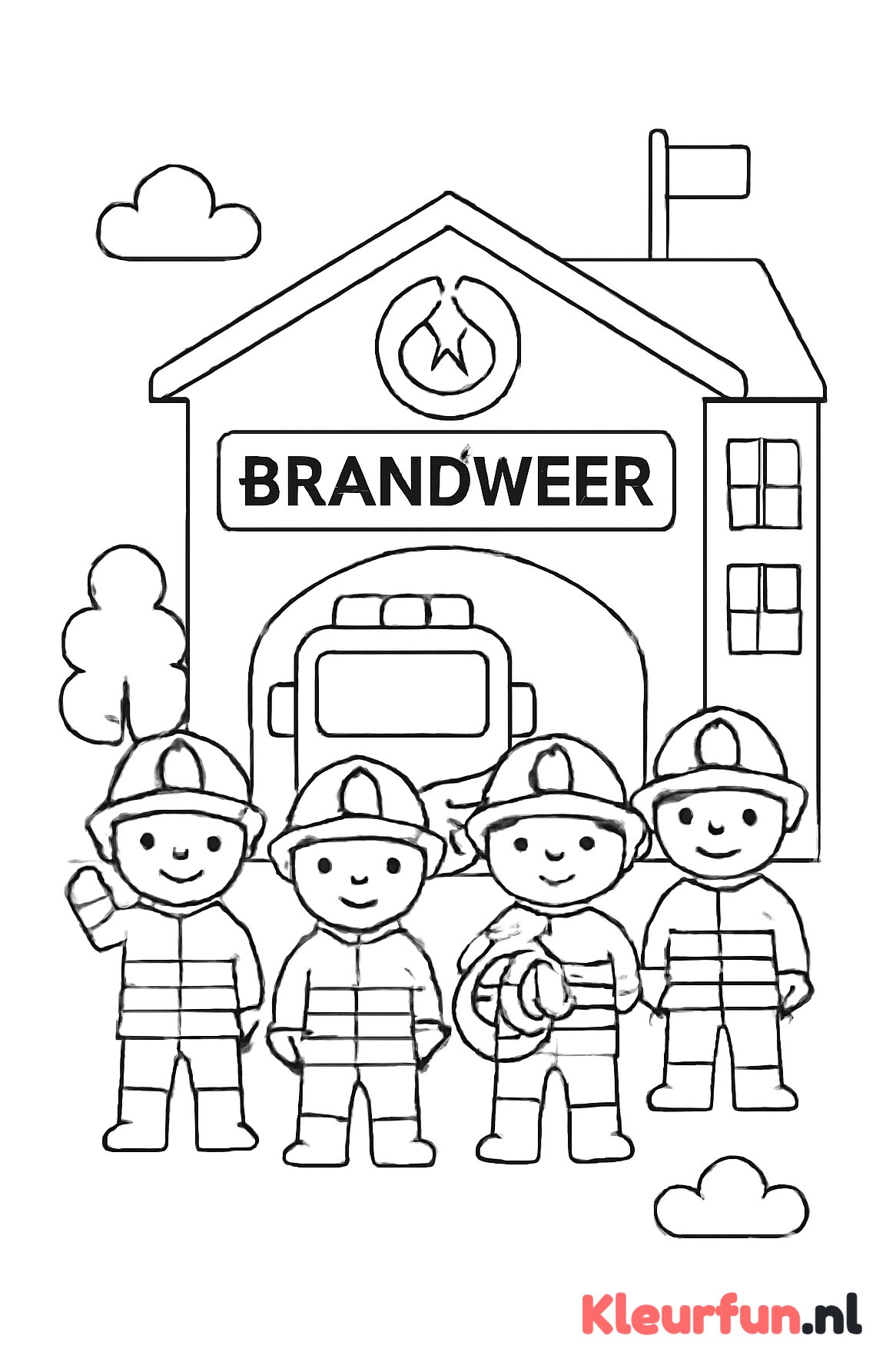 Brandweermannen bij kazerne
