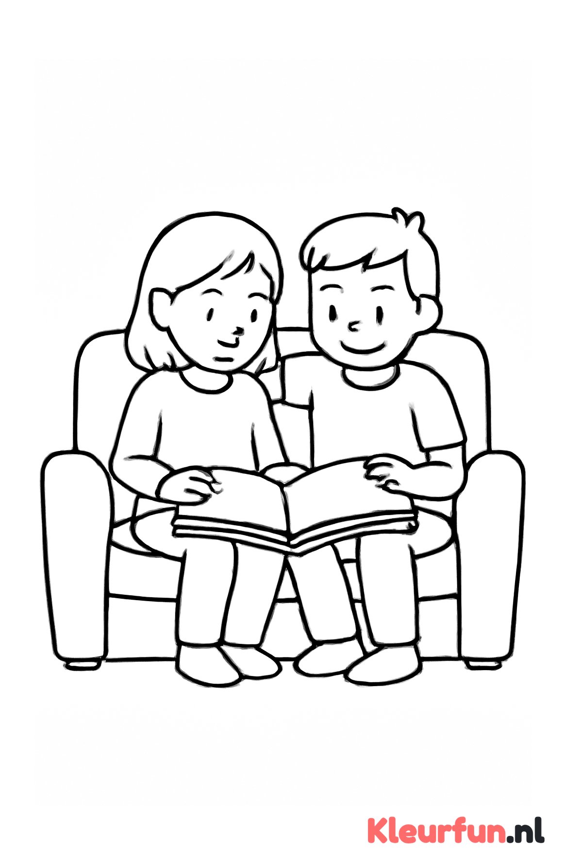 Broer en zus lezen samen