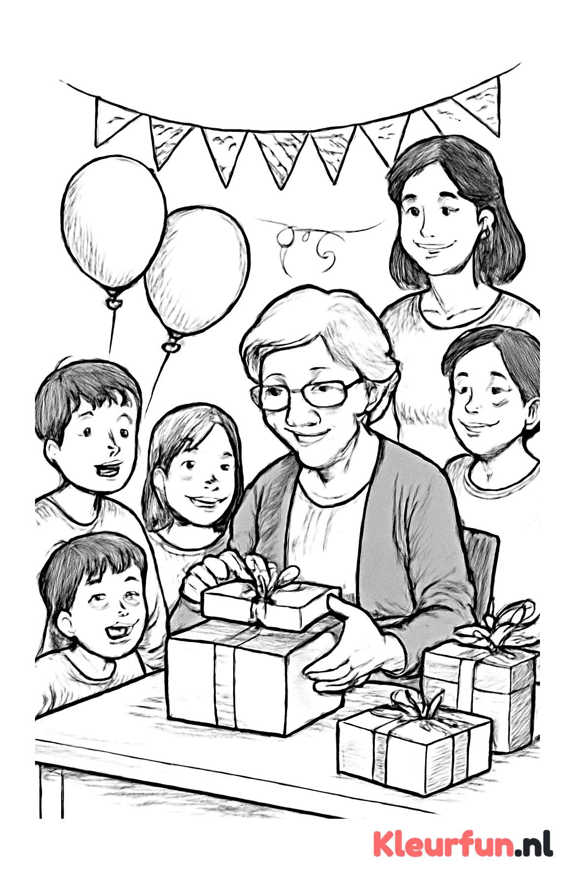 Oma pakt cadeautjes uit