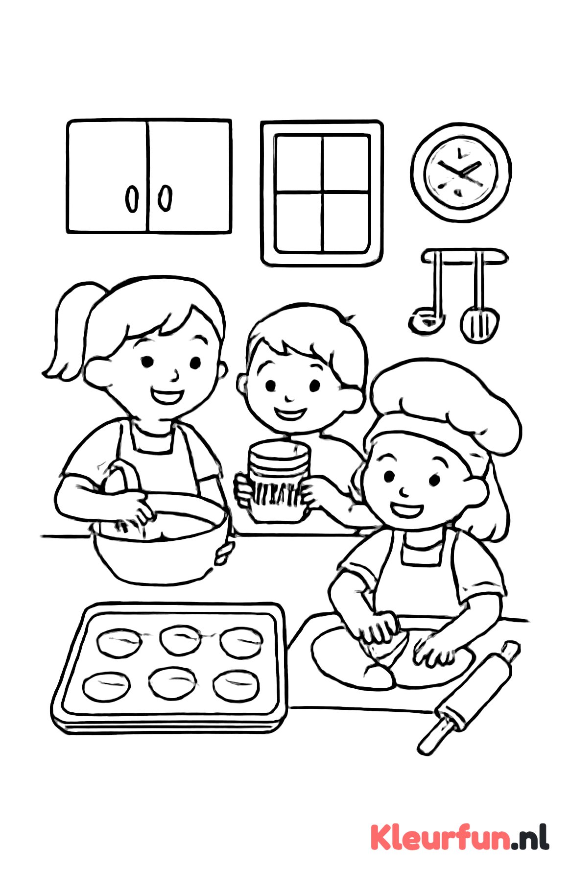 Kinderen helpen bij het bakken van koekjes