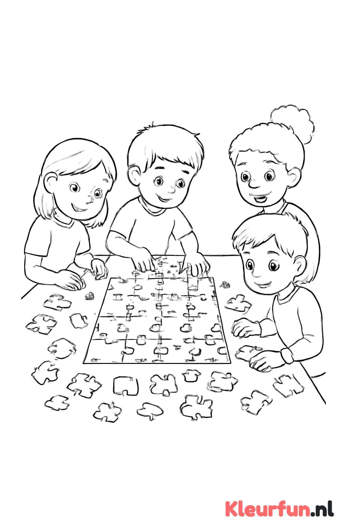 Kinderen leggen puzzel samen