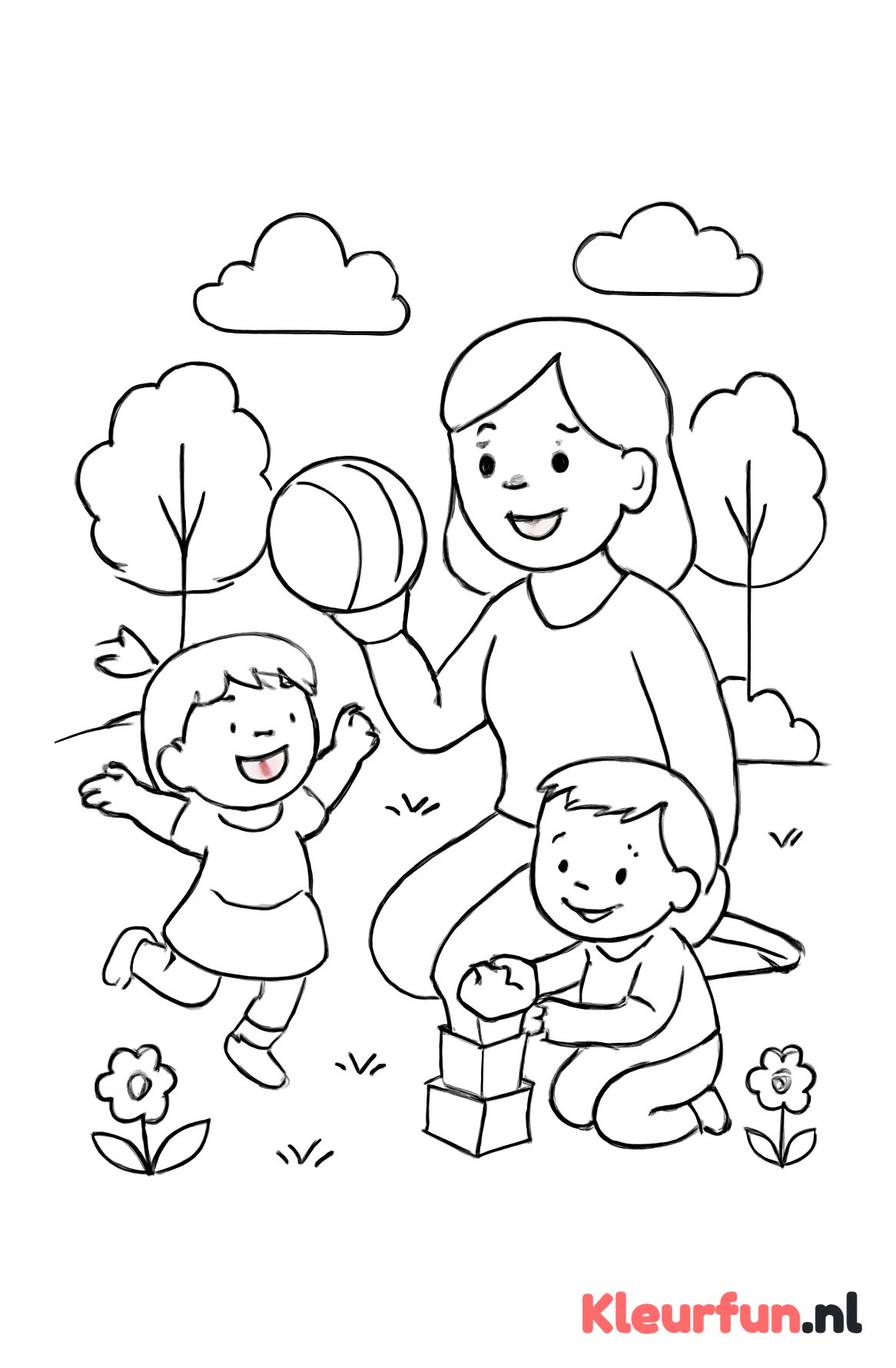 Mama speelt in de tuin met kinderen