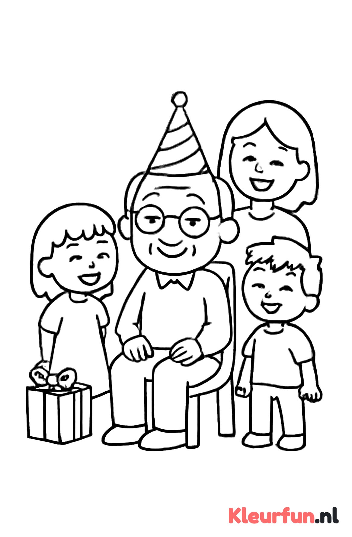 Opa met verjaardagsmuts en familie