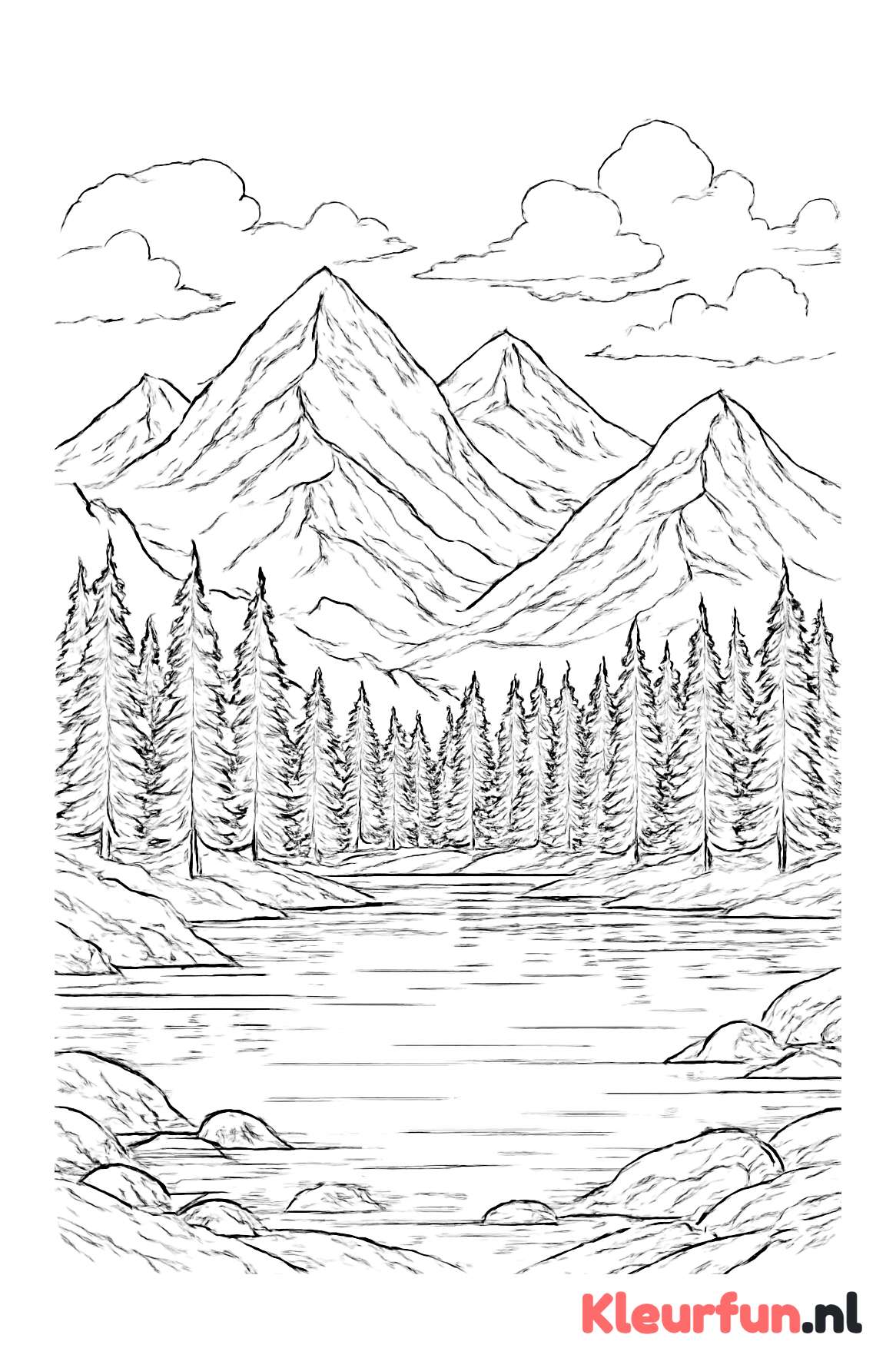 Berglandschap met meer en dennenbomen