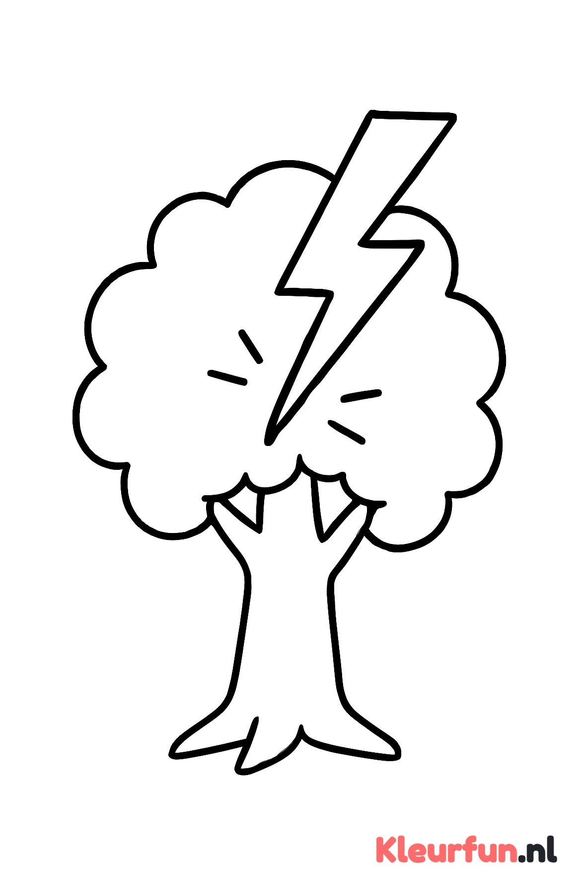 Bliksem raakt grote boom