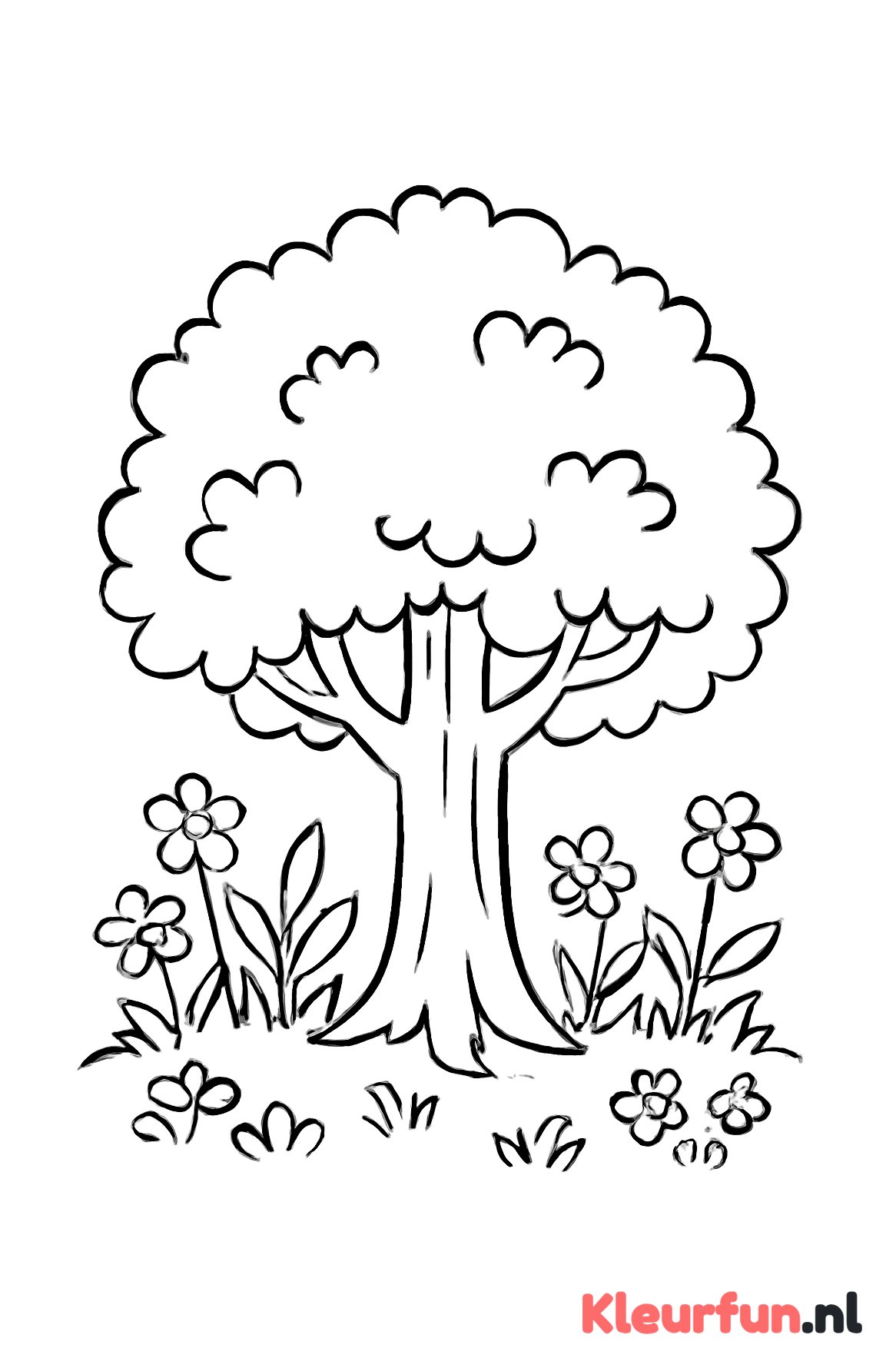 Grote Eikenboom met Planten