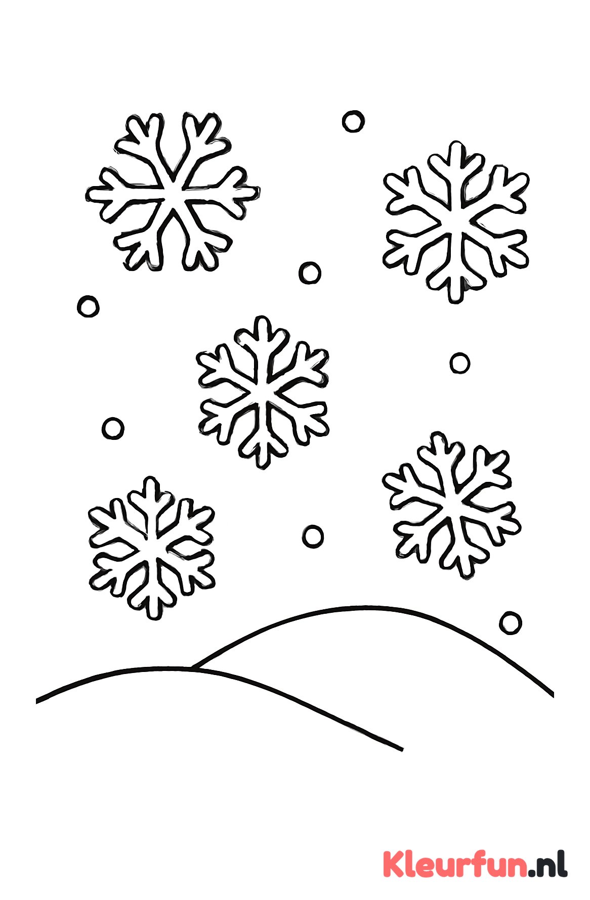 Grote sneeuwvlokken en sneeuwheuvel