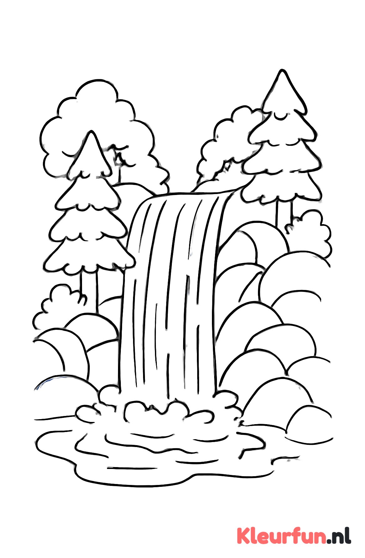 Grote waterval in het bos