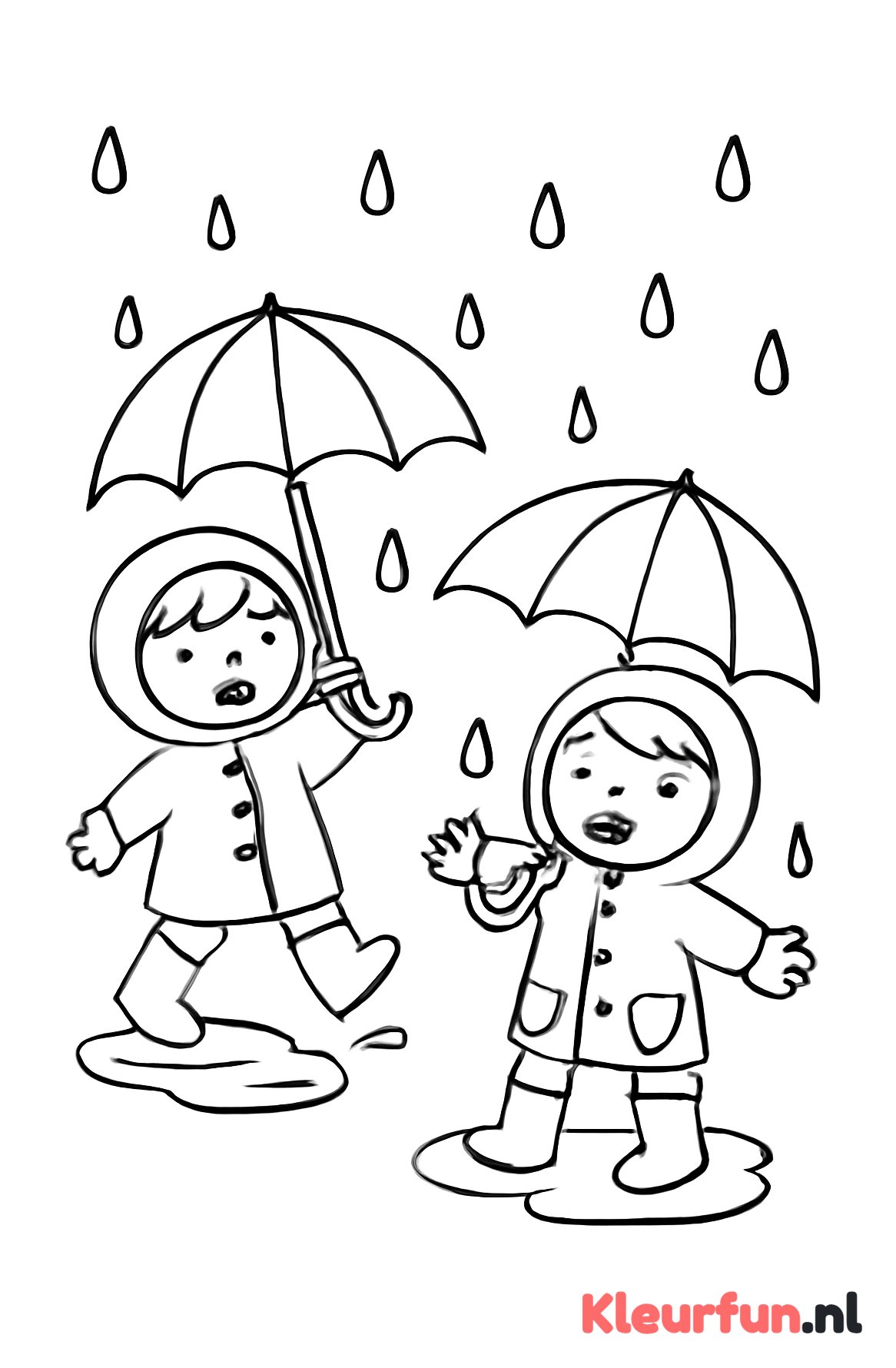 Kinderen met regenjassen en paraplu's in de regen