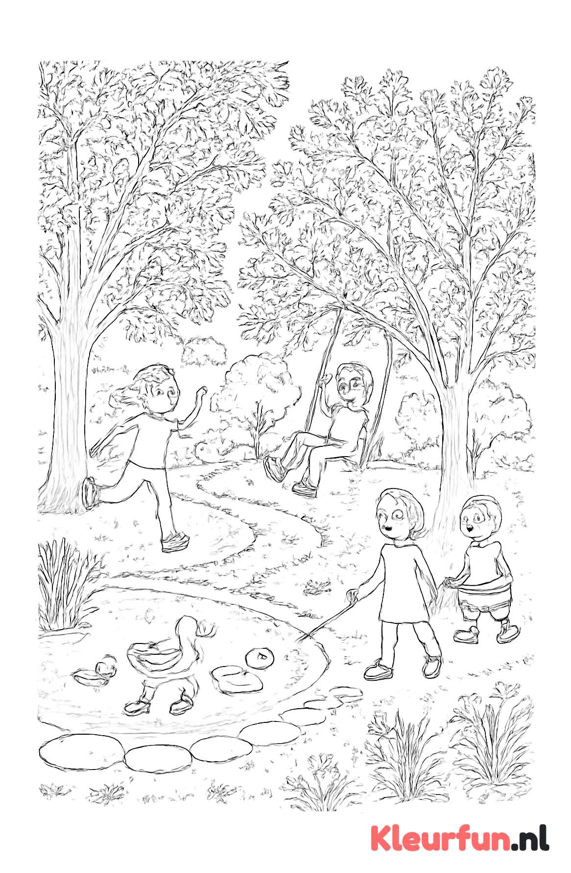 Voorjaar in het park met vijver en spelende kinderen