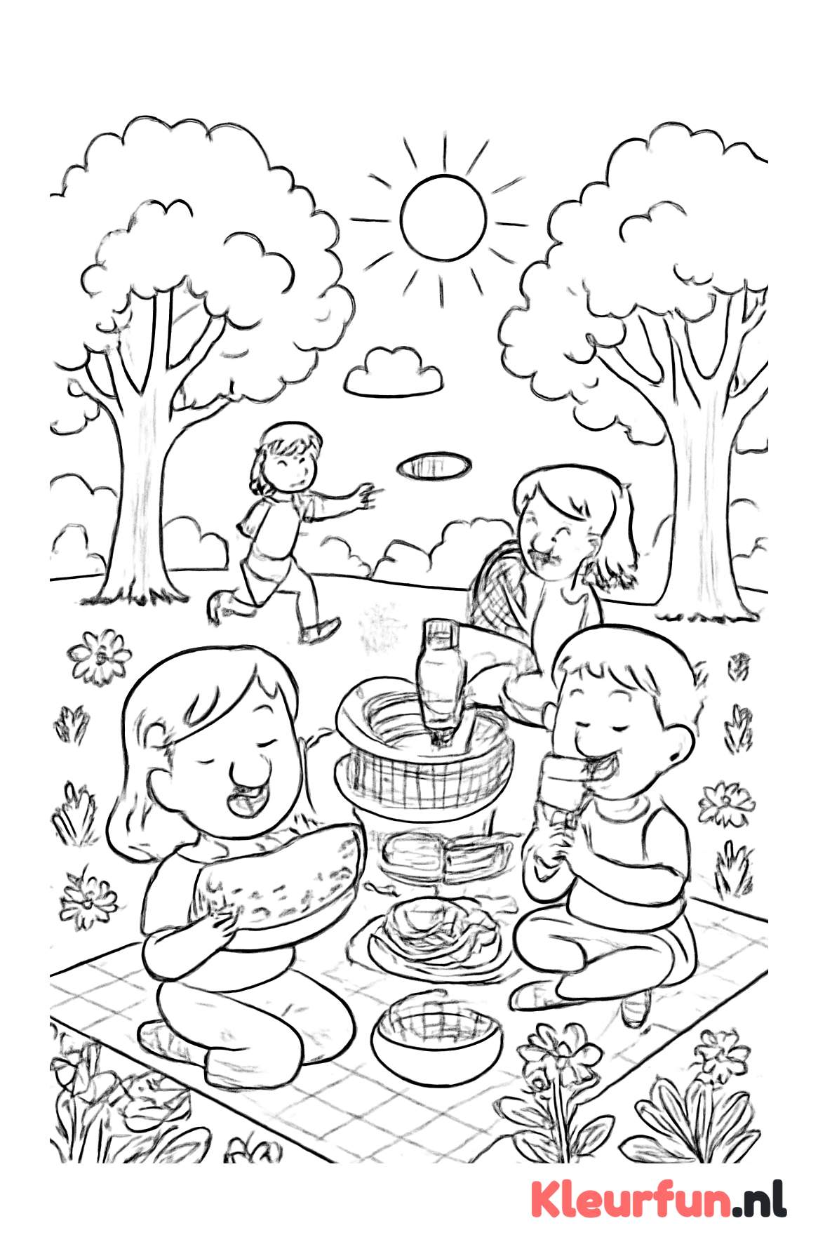 Zomerse picknick in het park tijdens de zomervakantie