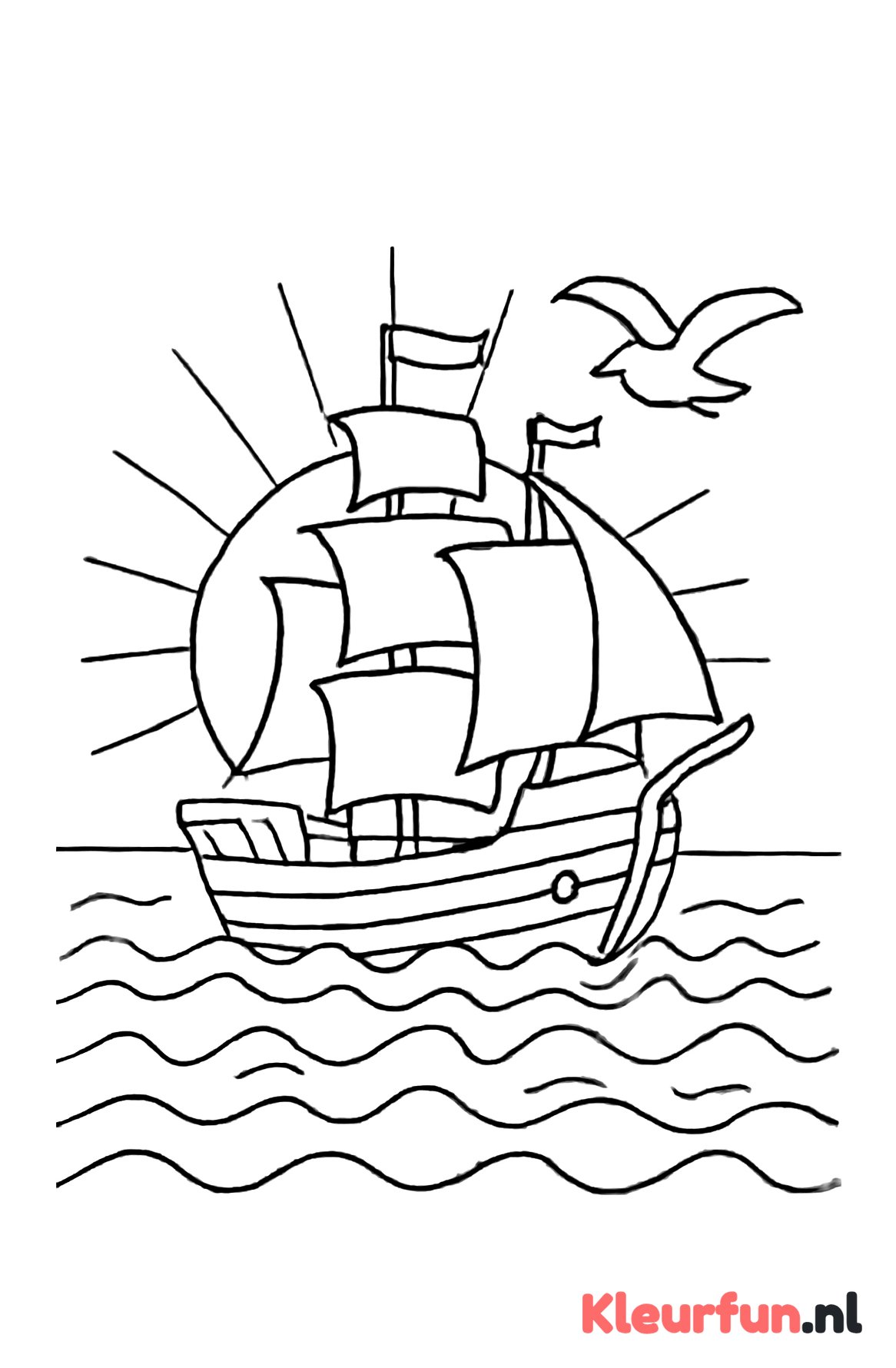 Schip op golven bij zonsondergang