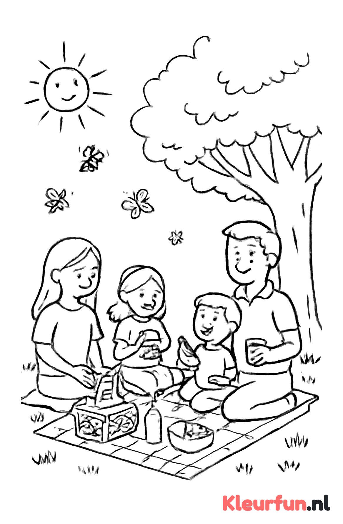 Zomerse picknick onder de boom