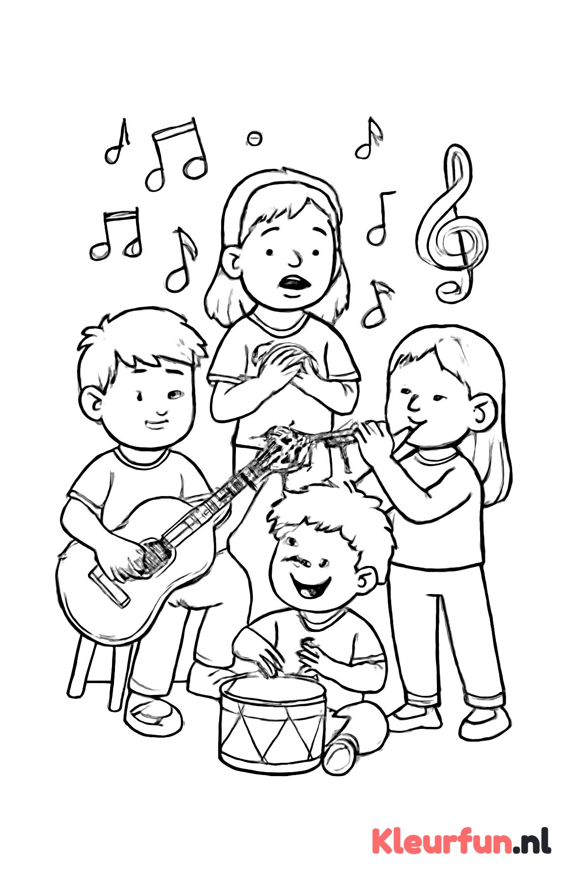 Kinderen spelen samen muziek