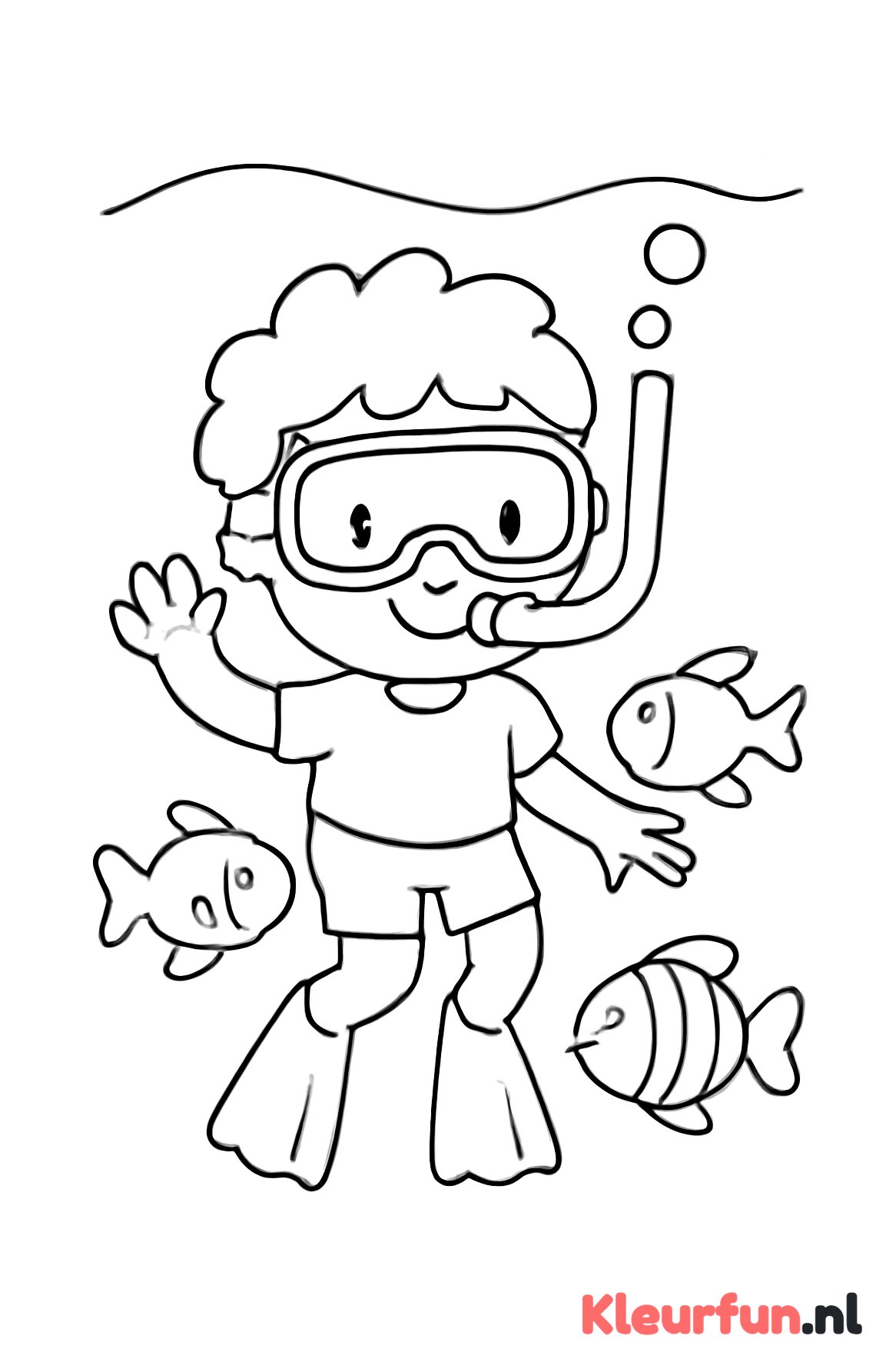 Kleuter snorkelen met duikbril