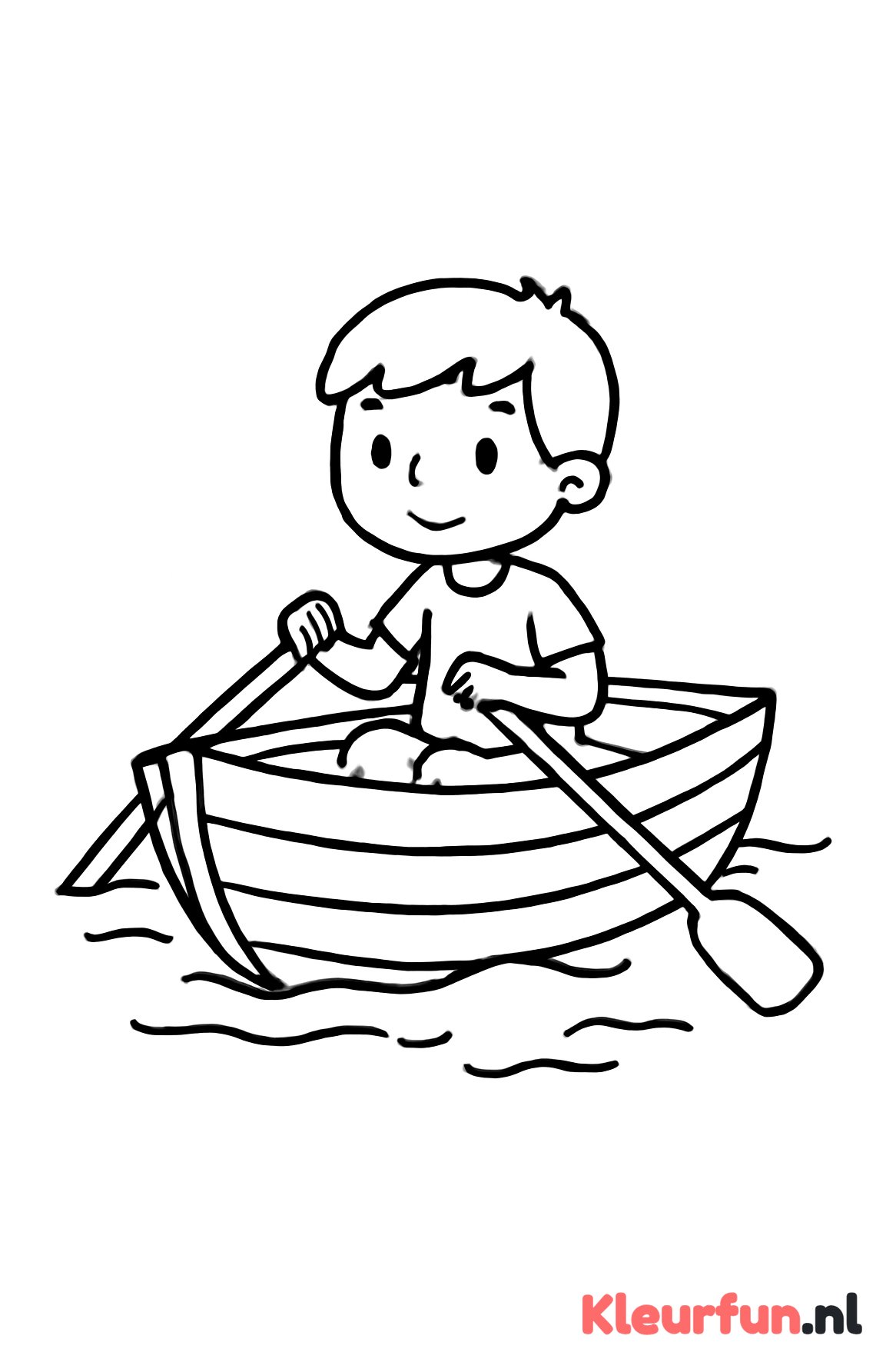 Kind in roeiboot op rustig water