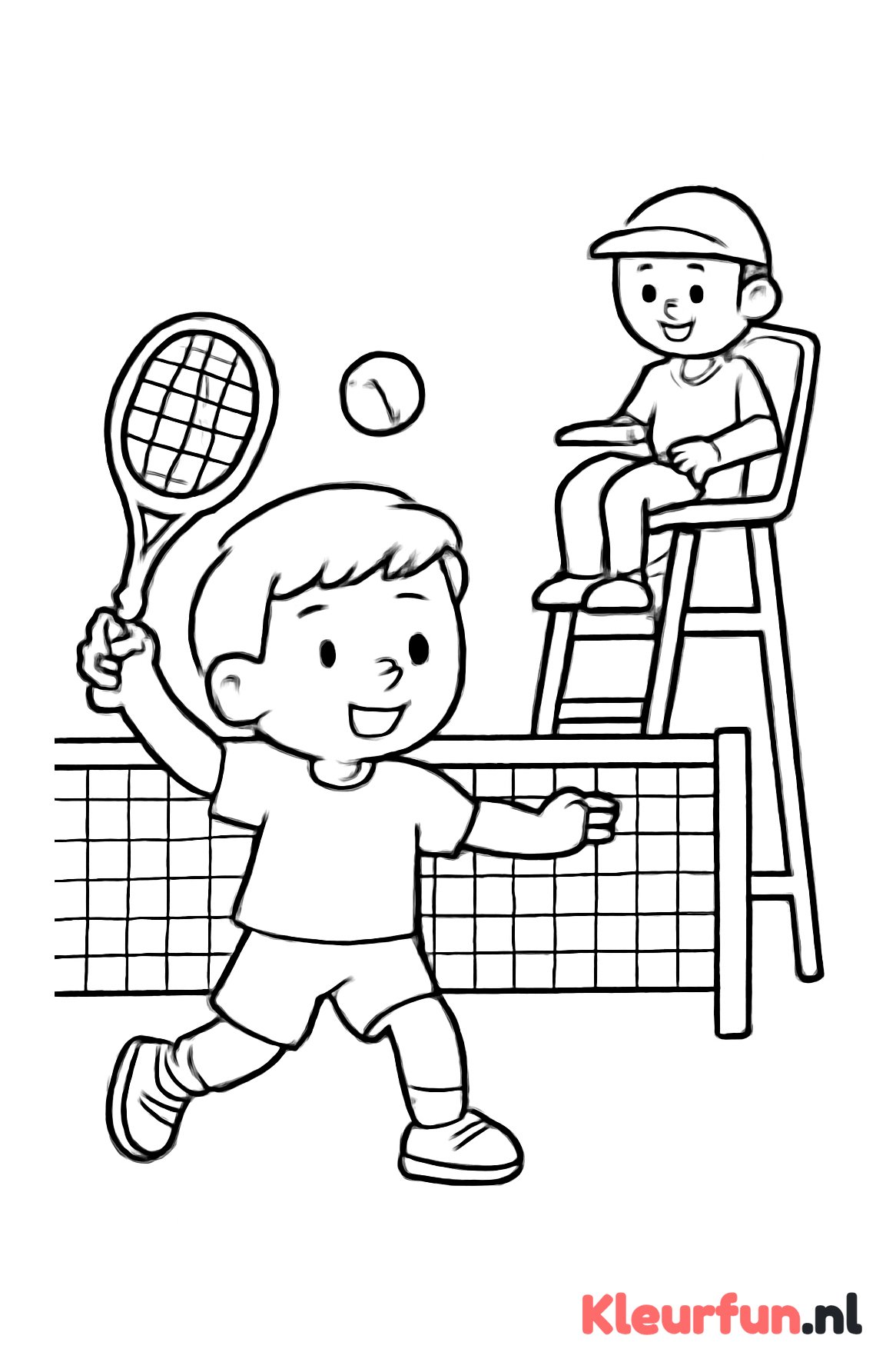 Tenniswedstrijd met kind en scheidsrechter