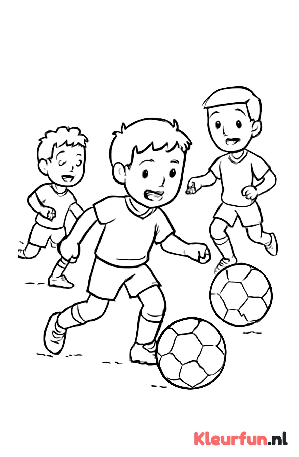 Voetballers in actie tijdens wedstrijd