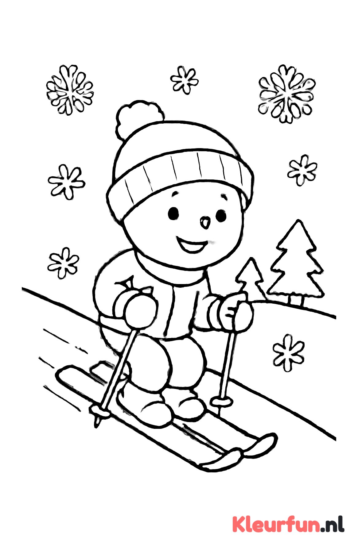 Vrolijke skiër op besneeuwde helling