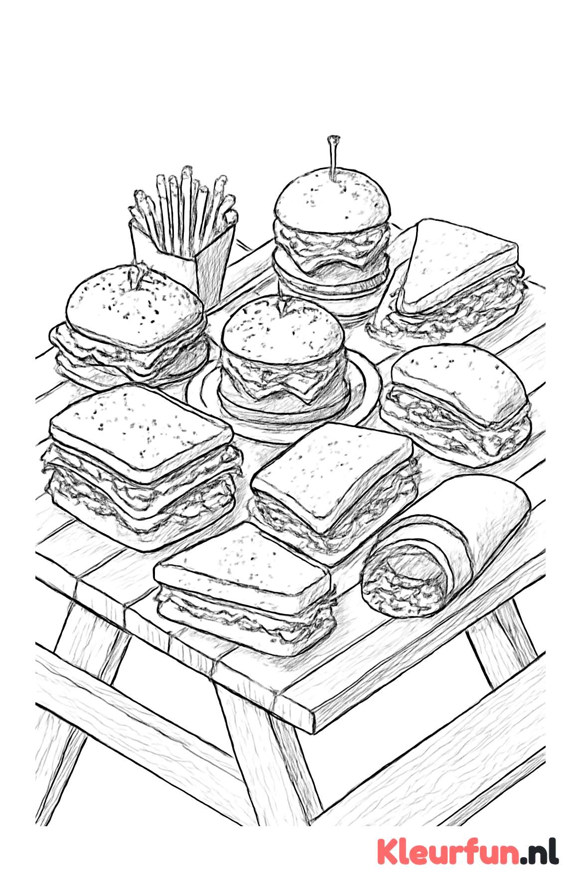 Picknicktafel met belegde broodjes