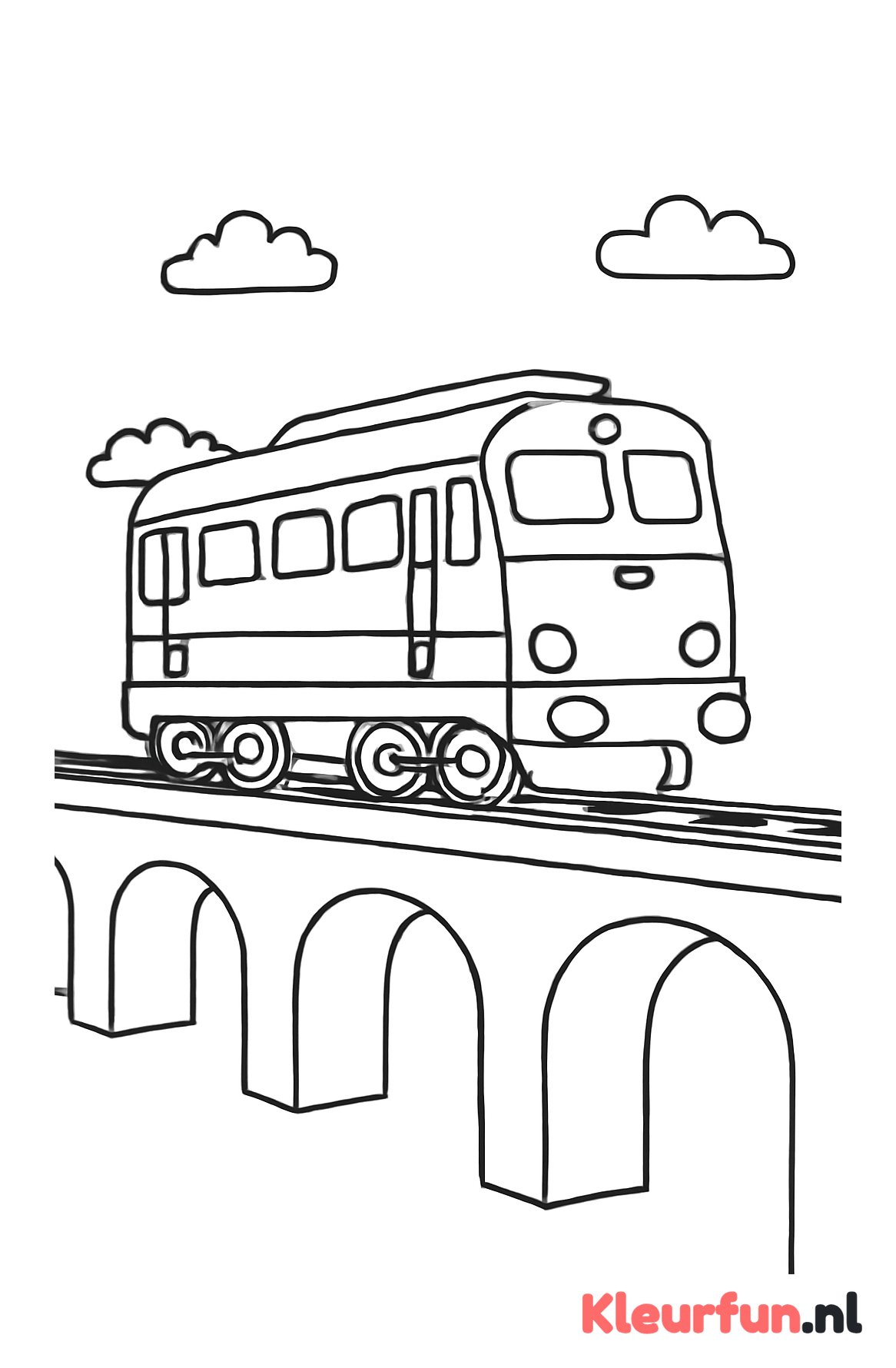 Dieseltrein op spoorbrug