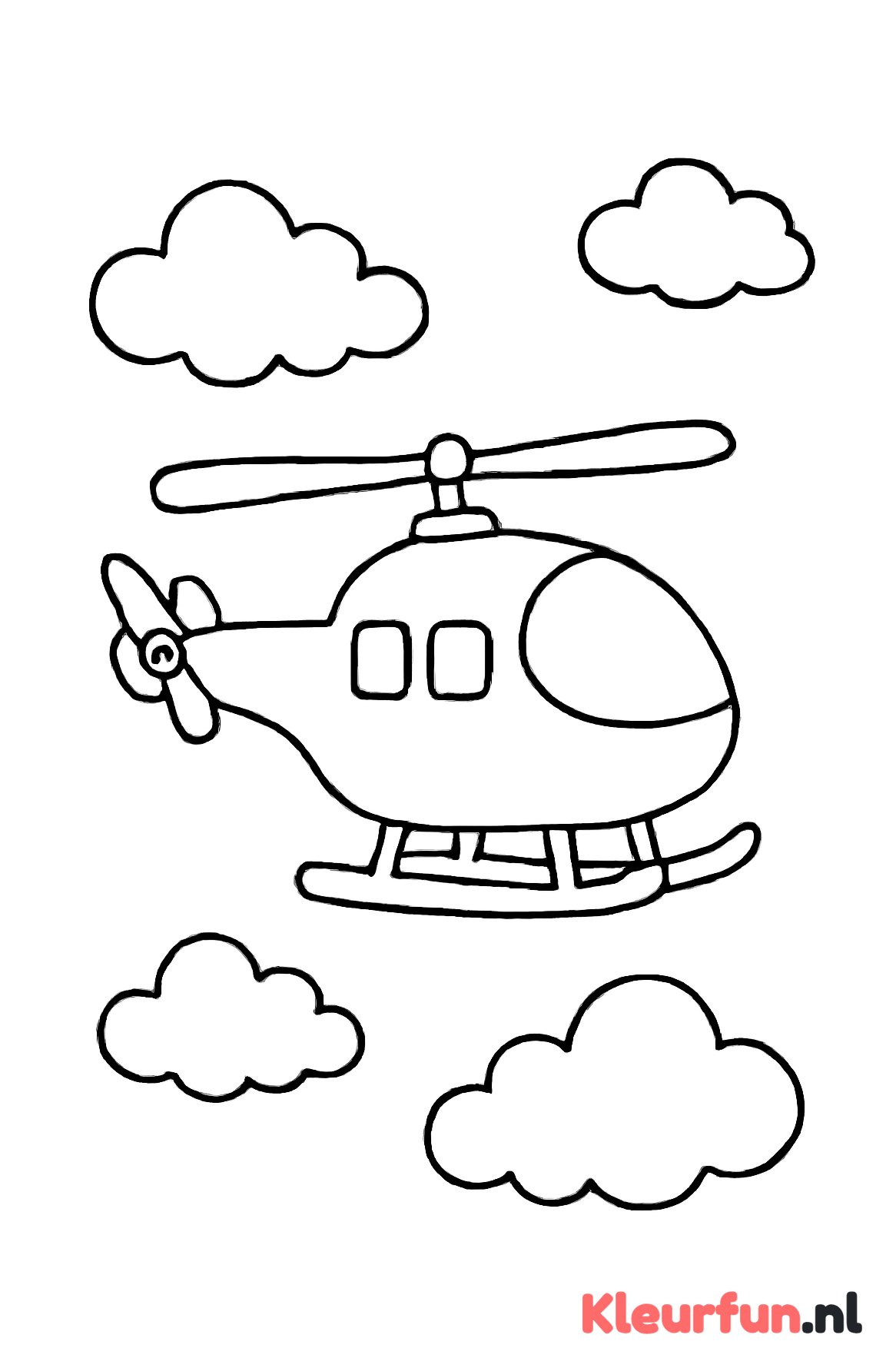 Helikopter tussen de wolken