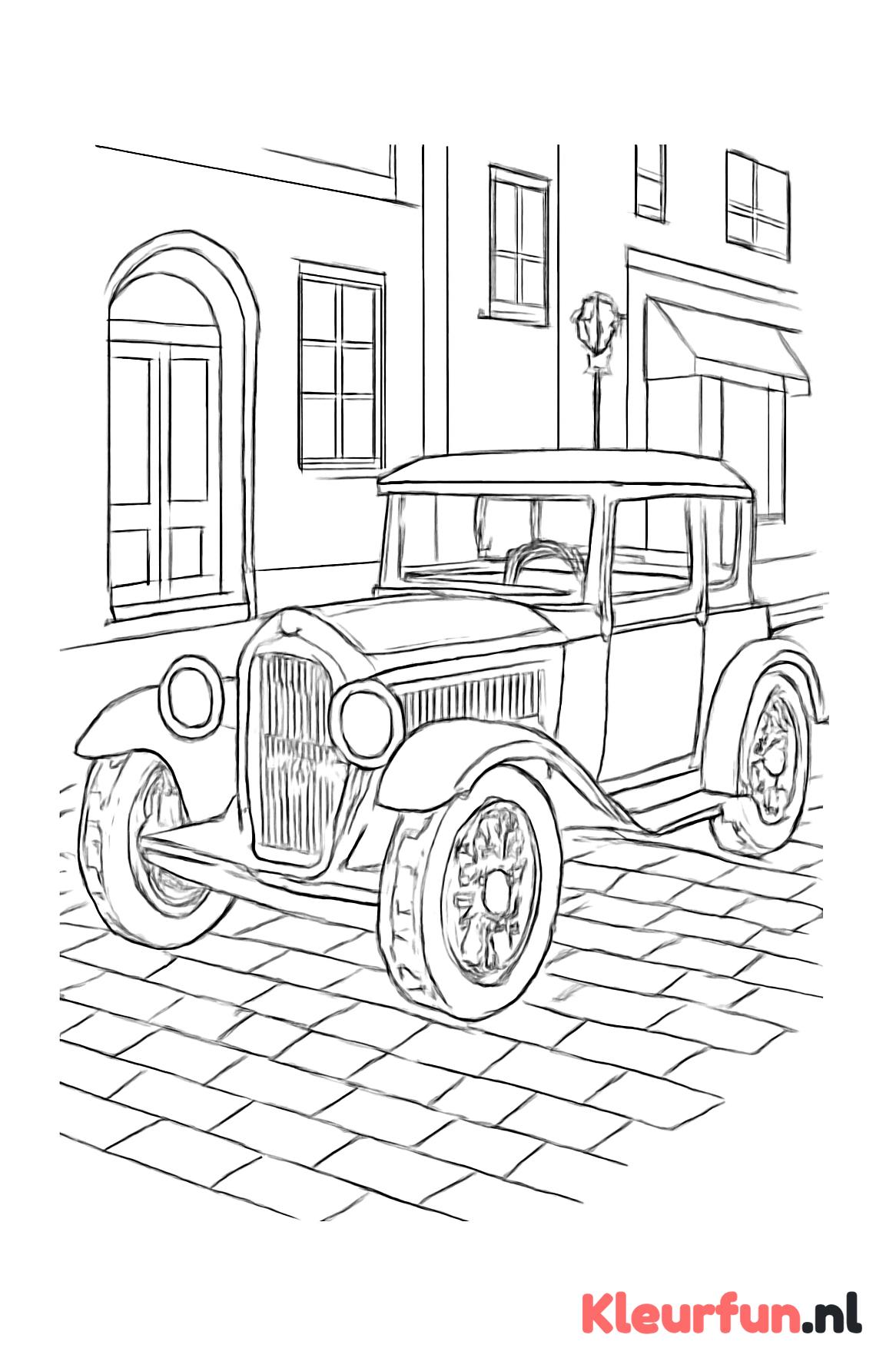 Oldtimer auto met ronde koplampen