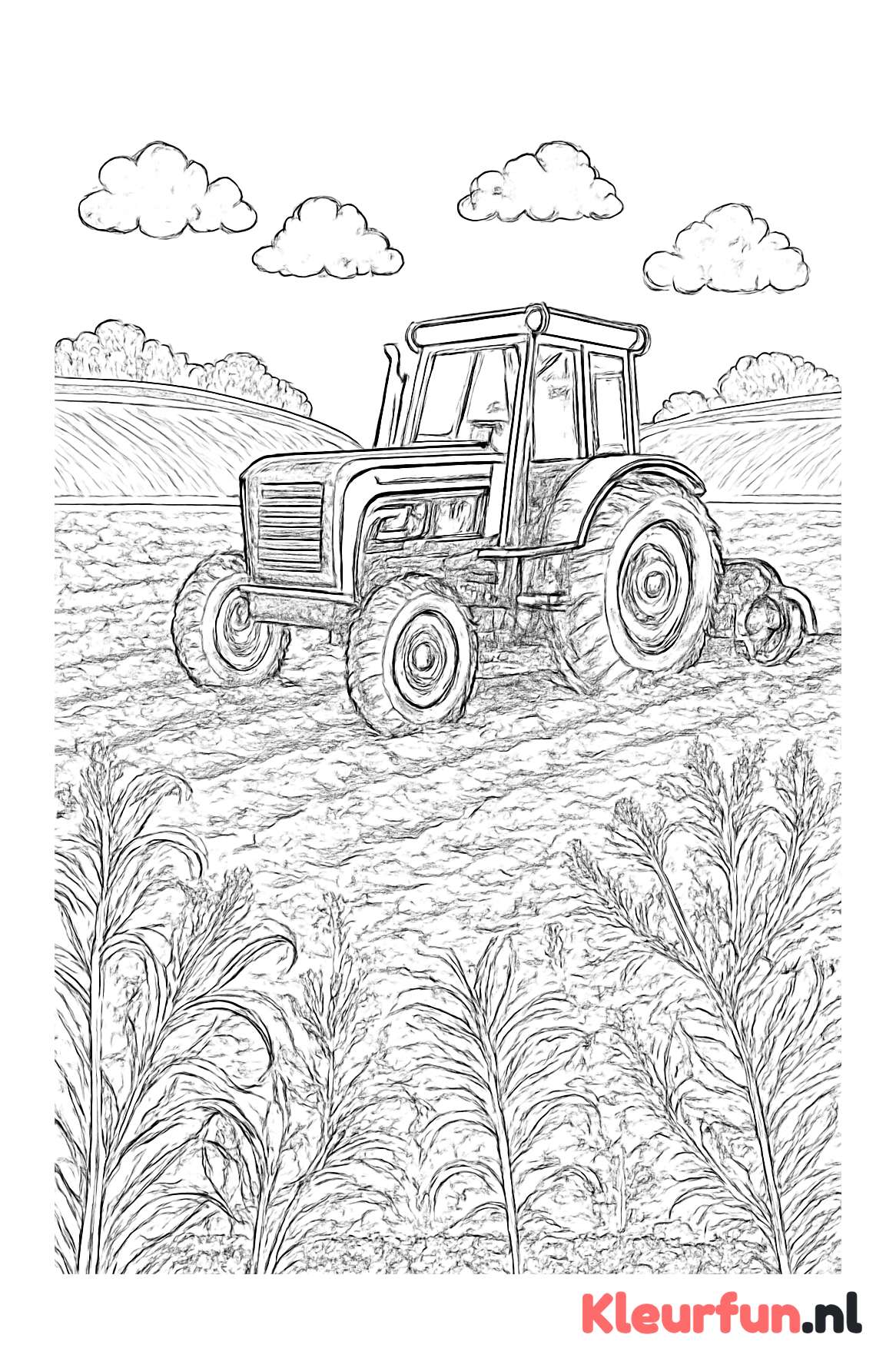 Tractor met ploeg op akker