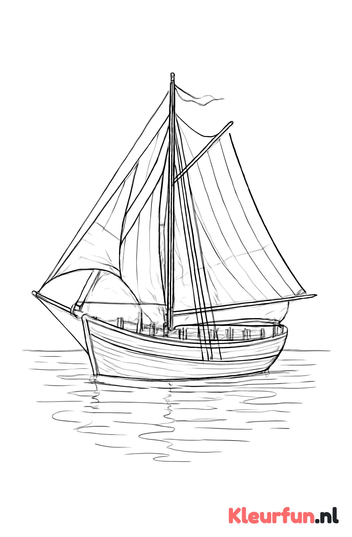 Traditionele zeilboot op kalm water